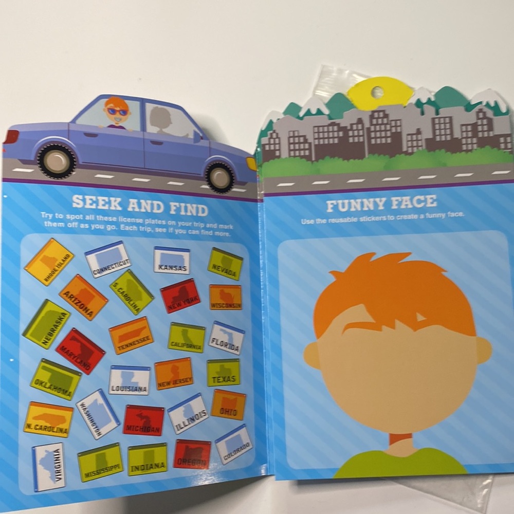 NWT Colouring bundle - Picture 11 of 12
